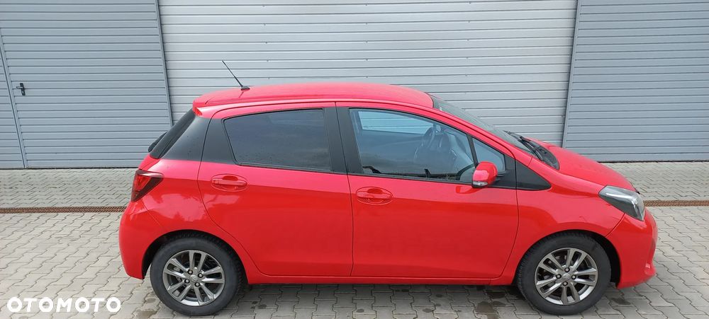 Toyota Yaris 1.0 Active EU6 - 12