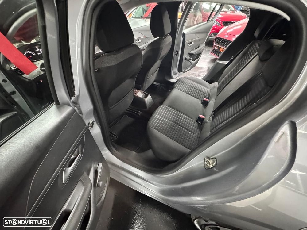 Peugeot 208 1.2 PureTech Active - 9