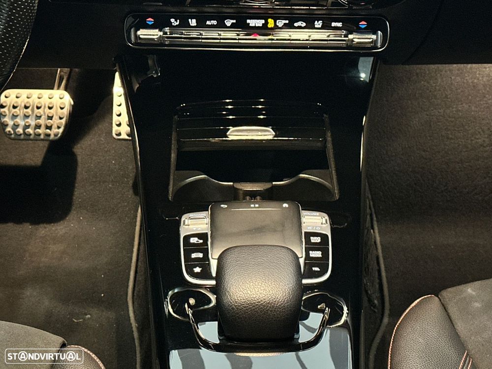 Mercedes-Benz A 180 d AMG Line Aut. - 25