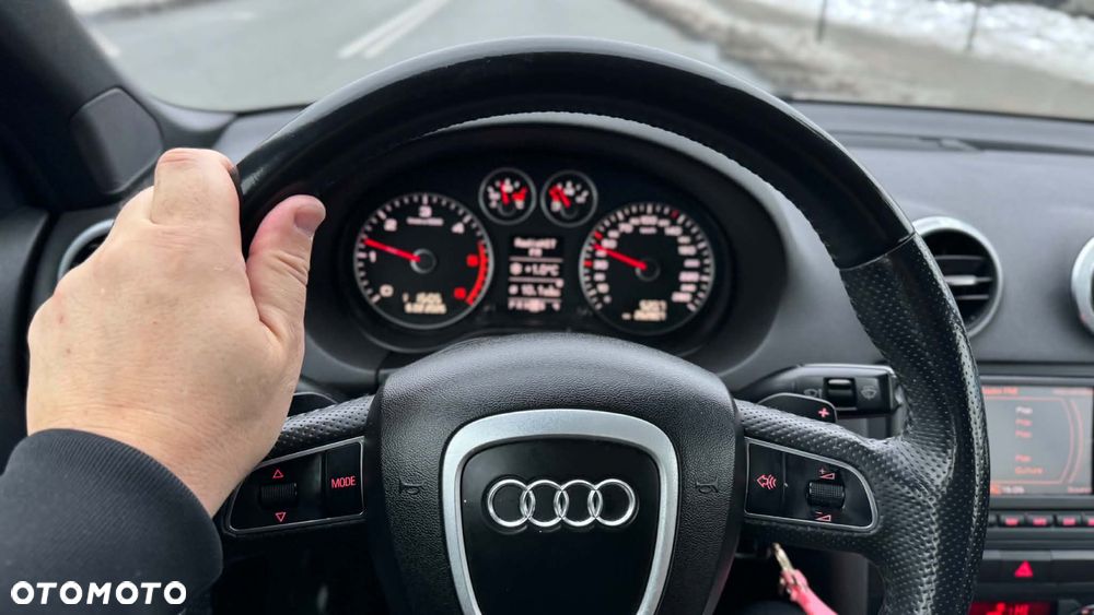 Audi A3 Cabrio 2.0 TDI DPF S tronic S Line Sportpaket - 9