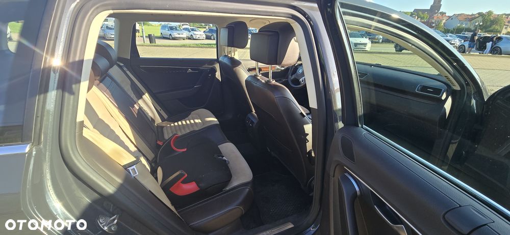 Volkswagen Passat 1.4 TSI BMT Highline DSG - 14