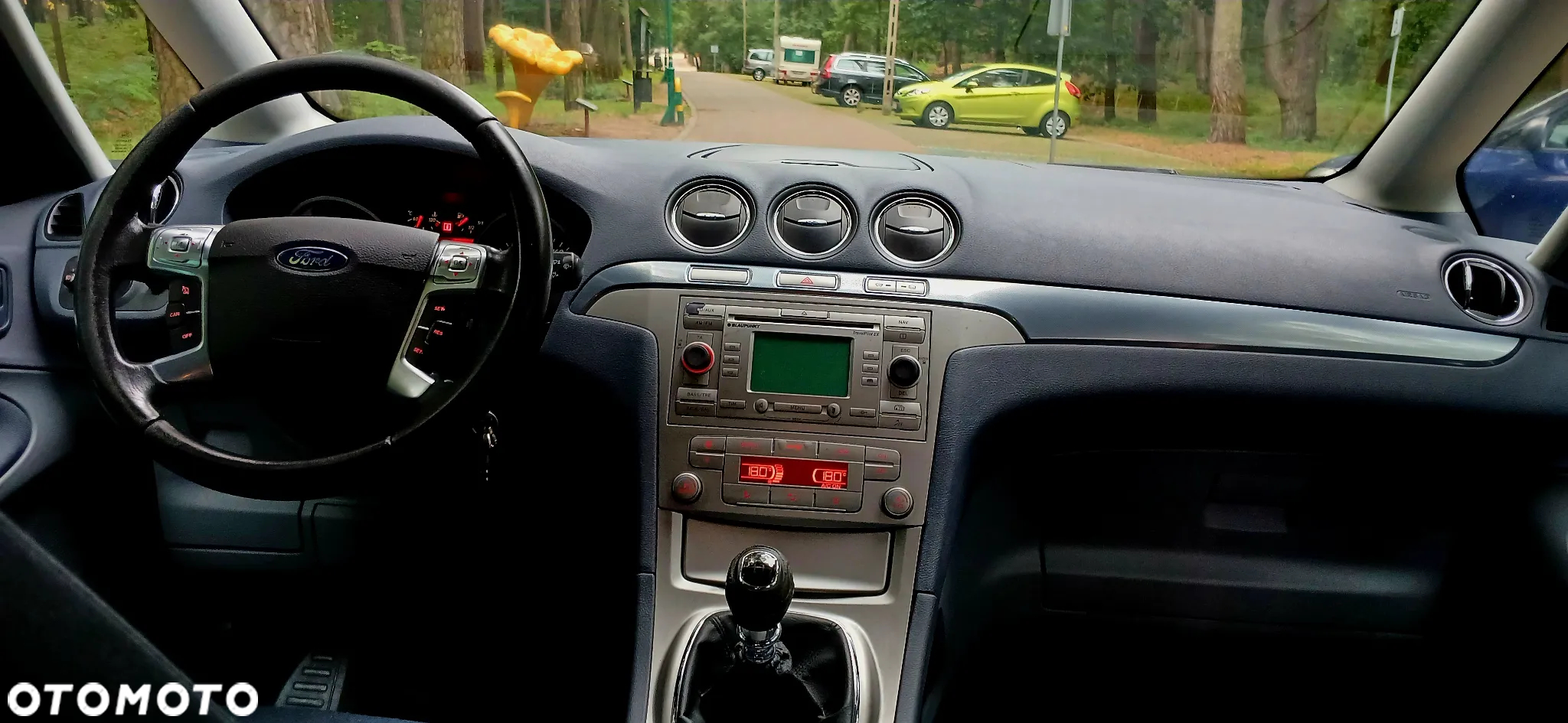 Ford Galaxy 2.0 TDCi Ghia - 11