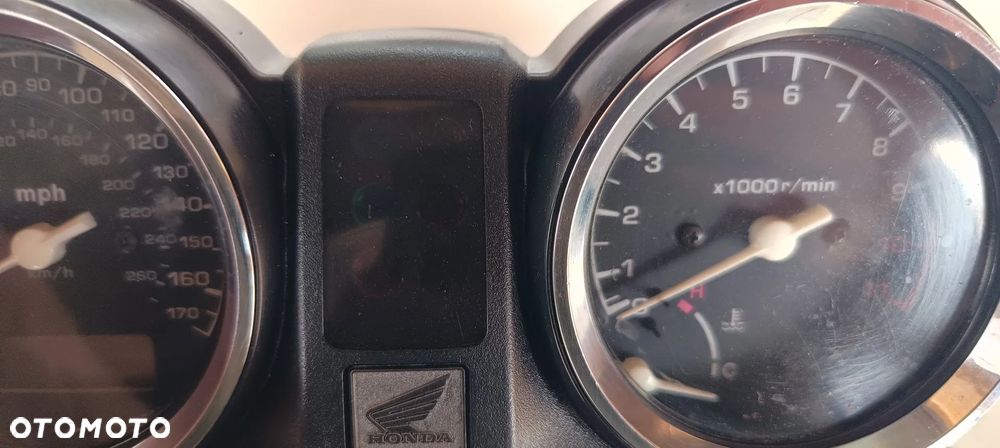 HONDA CB900 CB900F HORNET 2004 lift - 6