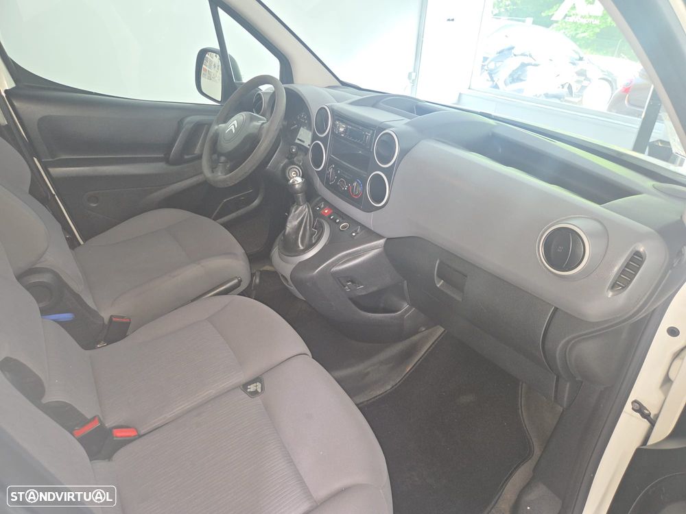 Citroën BERLINGO - 11