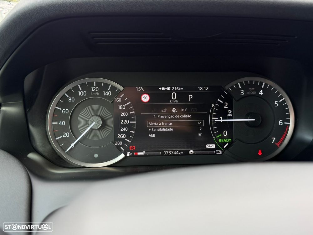 Land Rover Discovery Sport P300e Dynamic SE - 35