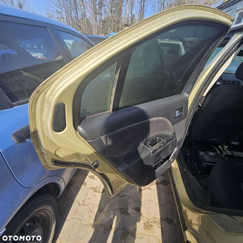 FORD MONDEO hatchback 2006r 2,0 D 85 kW / 116 (kod lak: Y6) pojazd na części: maska, zderzak, drzwi, szyby, lusterka, chłodnica ... - 6