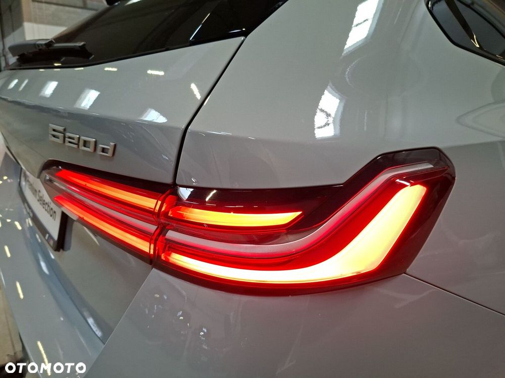 BMW Seria 5 - 21