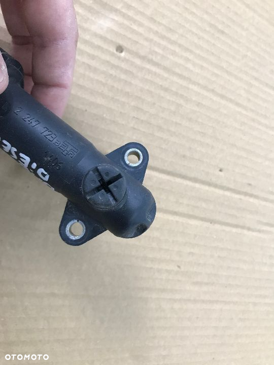 Obudowa termostatu Bmw 3 5 7 E46 E38 E39 E65 2.0d 3.0d M47 M57 TERMOSTAT EGR 2247723 - 5