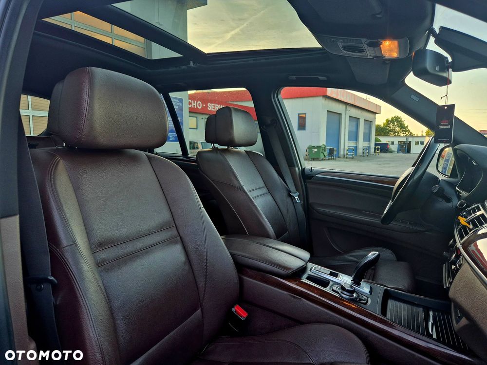 BMW X5 xDrive35d - 27