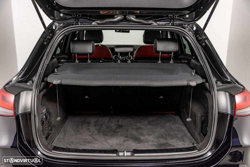 Mercedes-Benz GLA 250 e AMG Line - 9