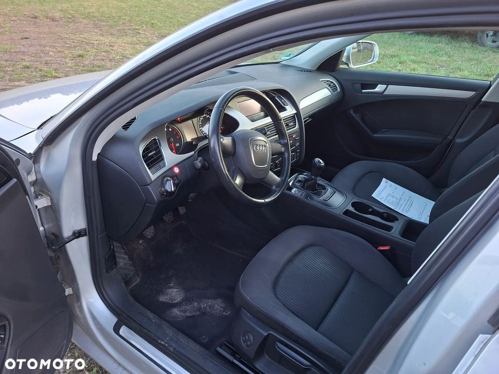 Audi A4 Limousine 1.8 TFSI Attraction - 9