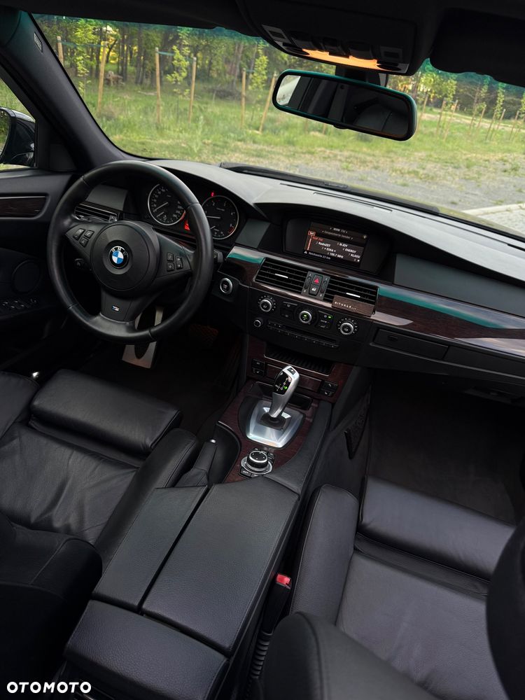 BMW Seria 5 525d Edition Exclusive - 19