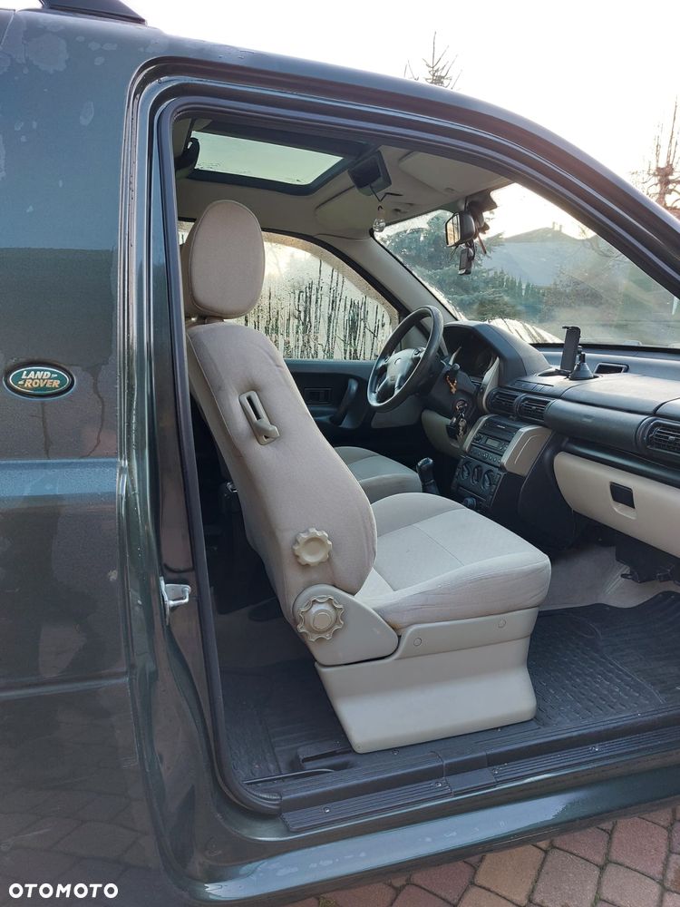 Land Rover Freelander - 16