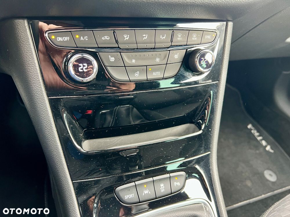 Opel Astra 1.4 Turbo Dynamic - 24