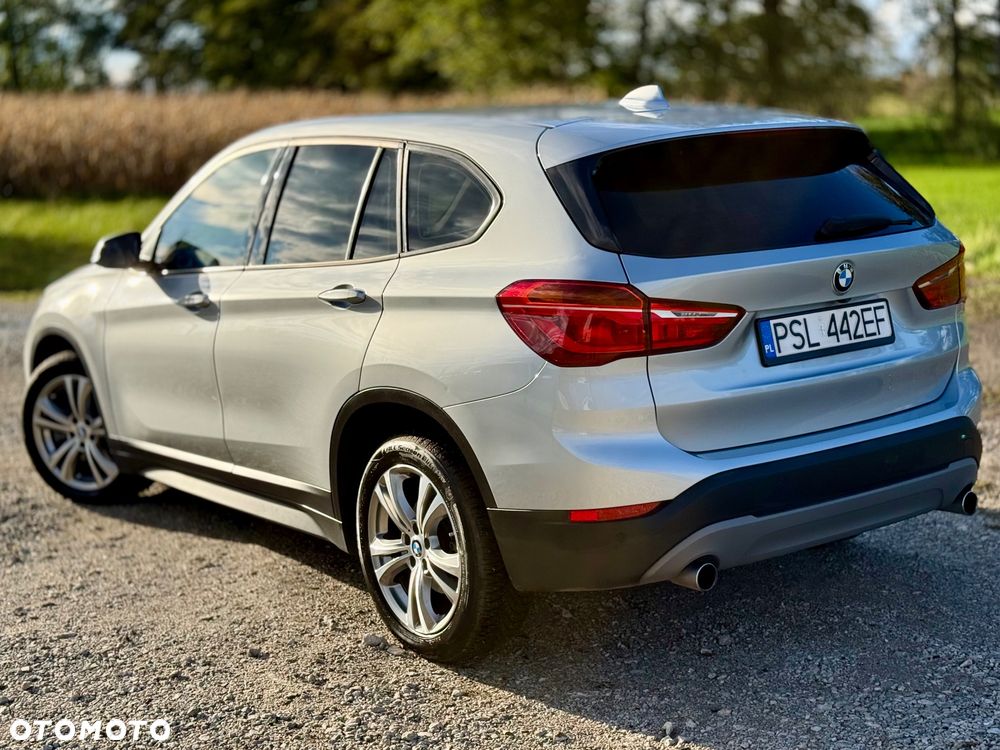 BMW X1 xDrive20d - 16