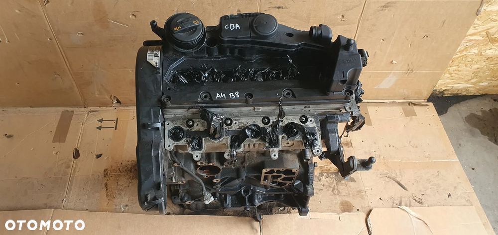 Silnik słupek blok silnika Audi A4 B8 2.0 TDI CBA - 10