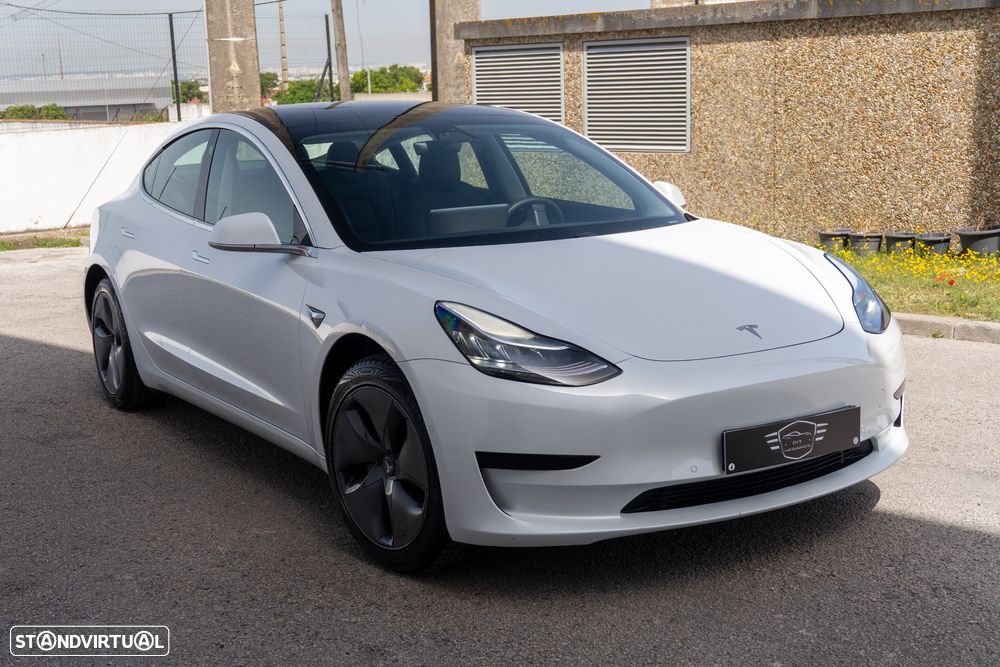 Tesla Model 3 Standard Range Plus RWD - 3