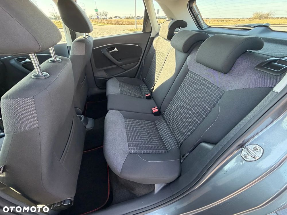 Volkswagen Polo 1.4 TDI Comfortline - 13