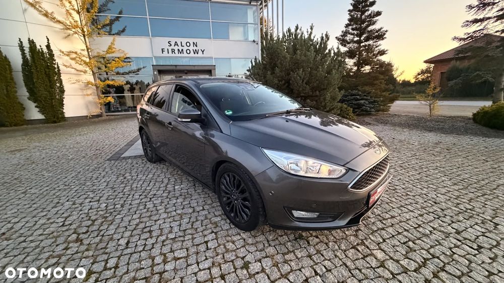 Ford Focus - 23
