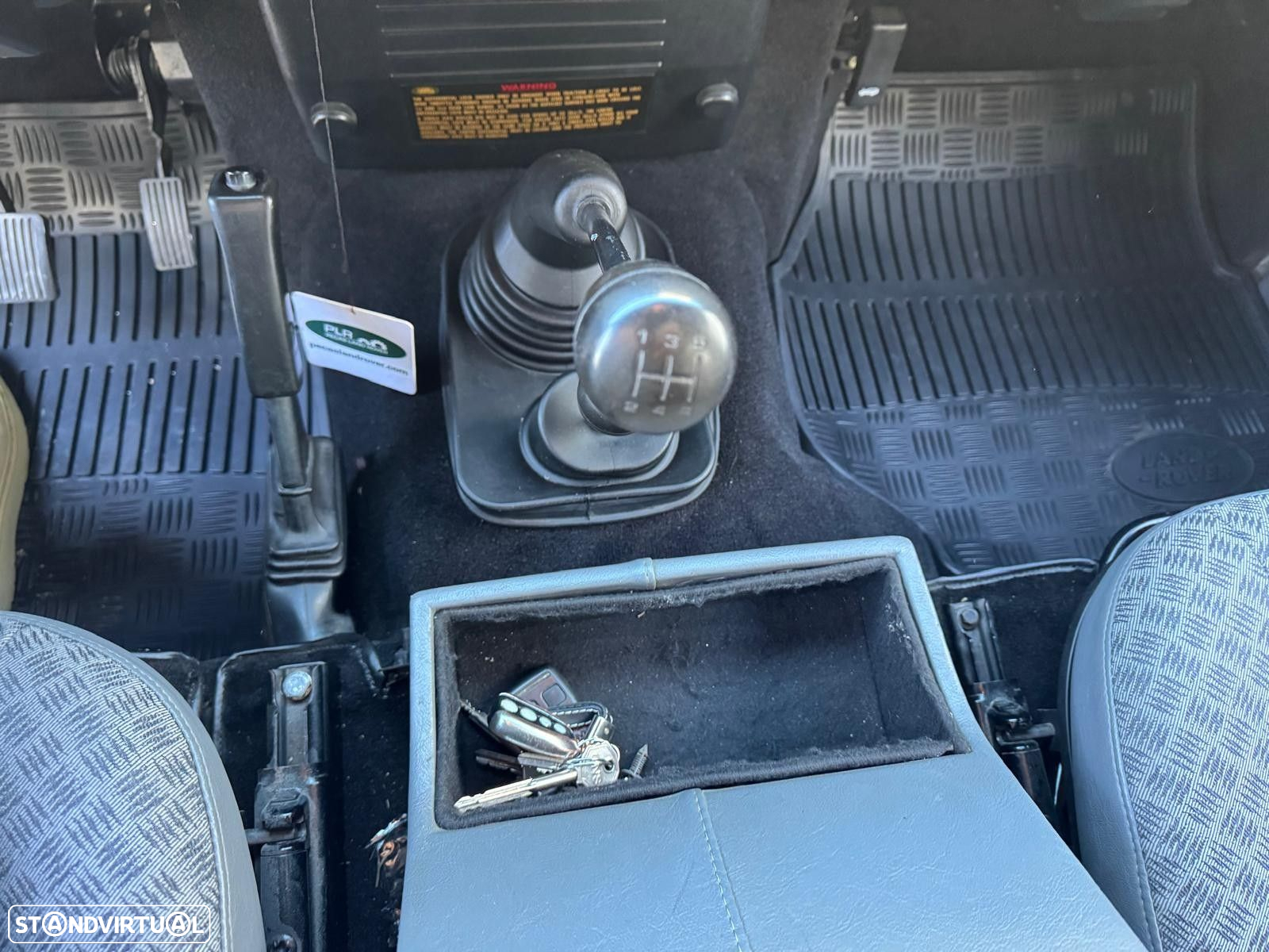 Land Rover Defender 90 2.5 TD5 Metal Top - 11