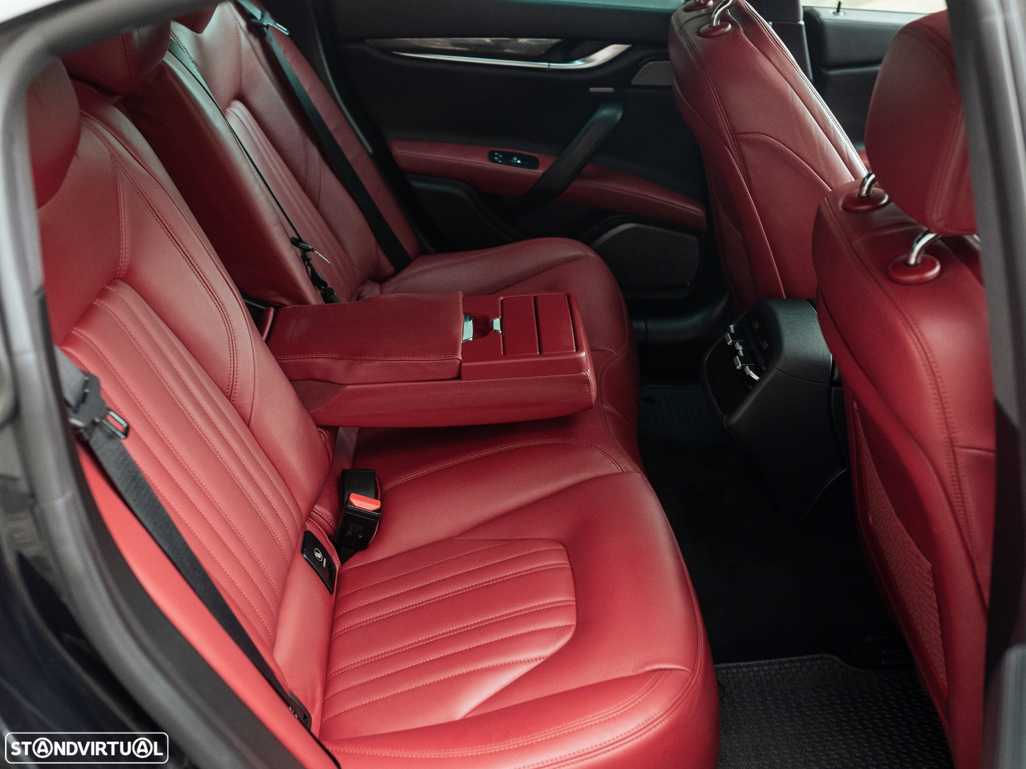 Maserati Ghibli 3.0 V6 - 27