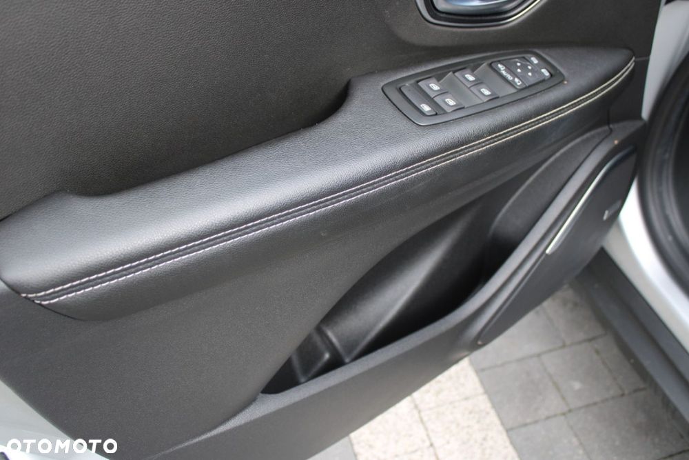 Renault Scenic - 21