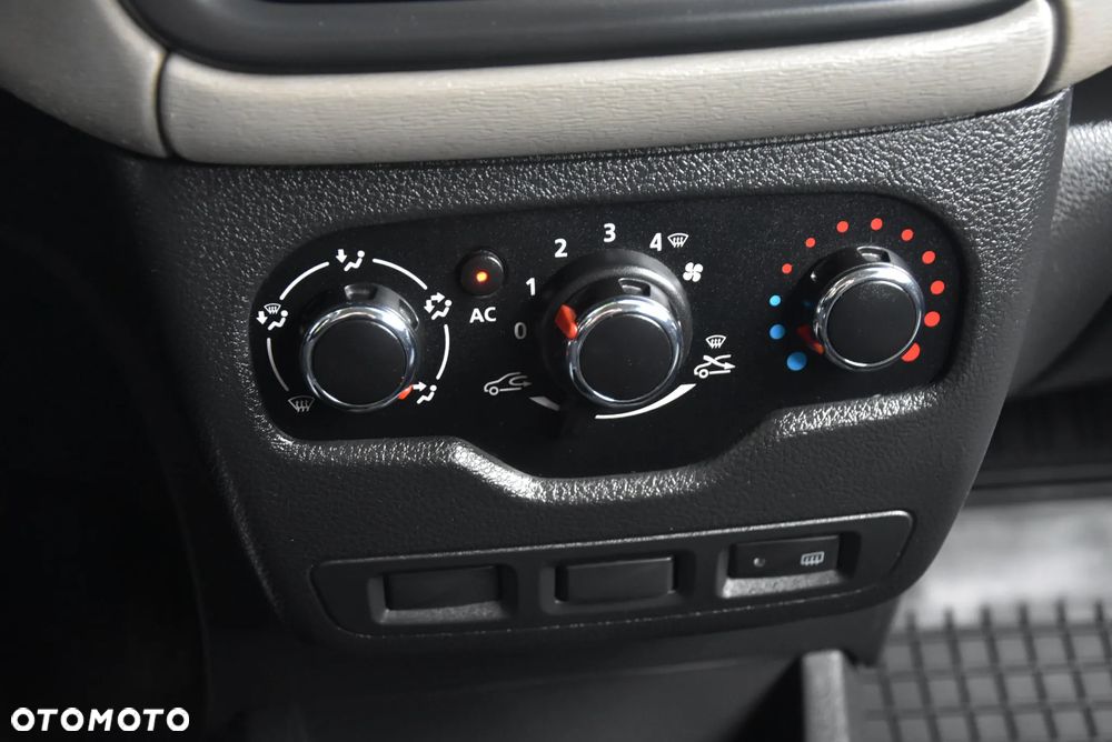 Dacia Dokker 1.6 MPI 85 Ambiance - 10