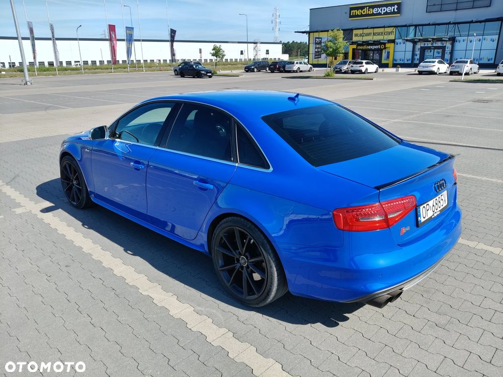 Audi S4 Limousine - 6
