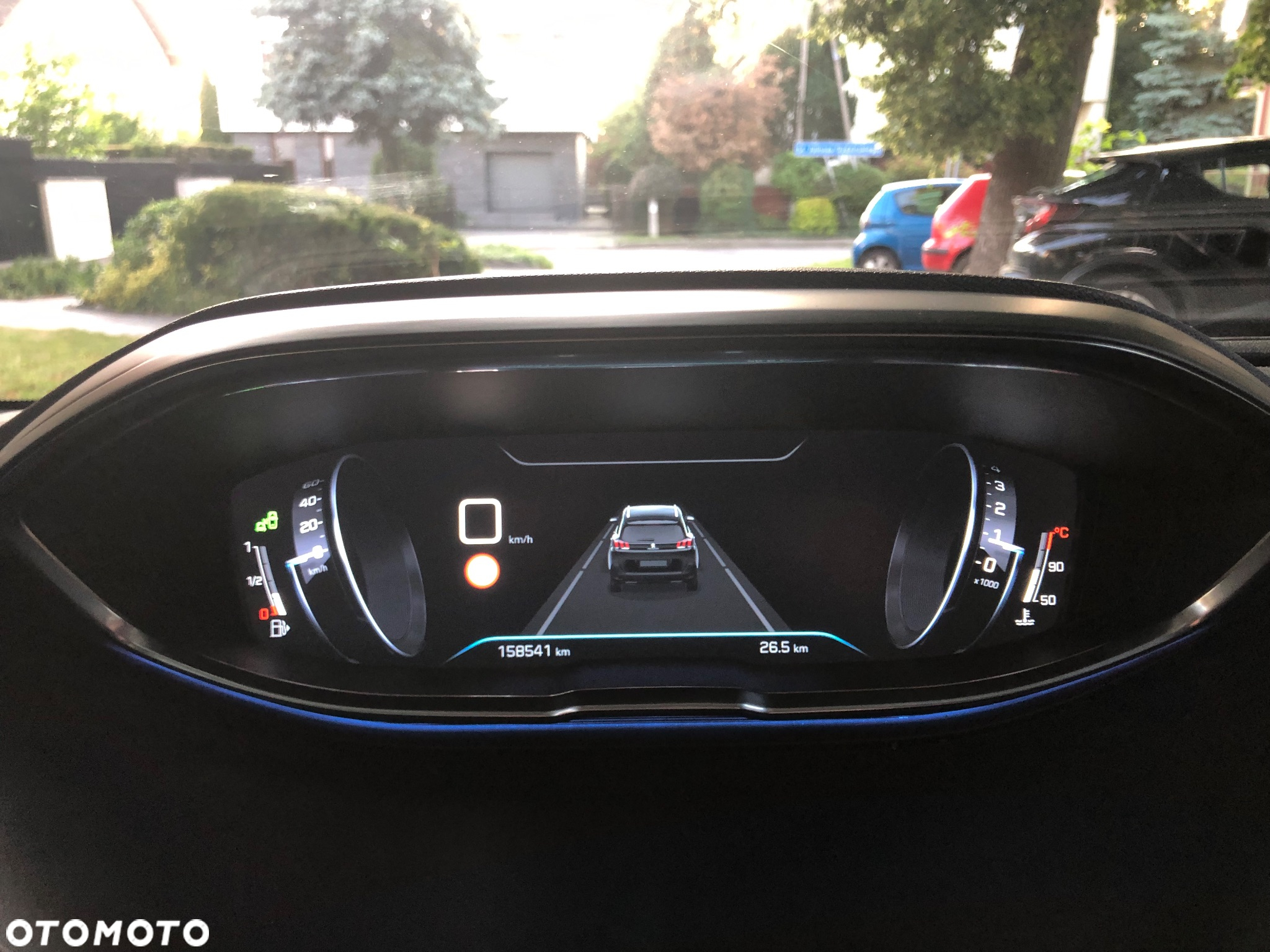 Peugeot 5008 - 24