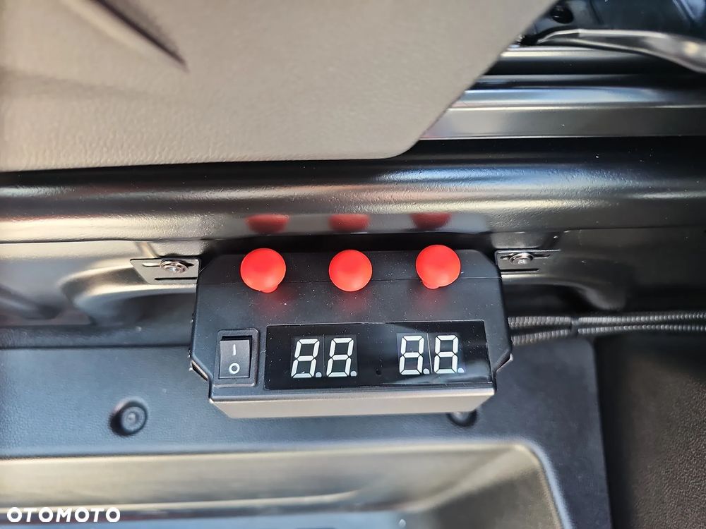 Renault Master 170KM Pomoc Drogowa - 11