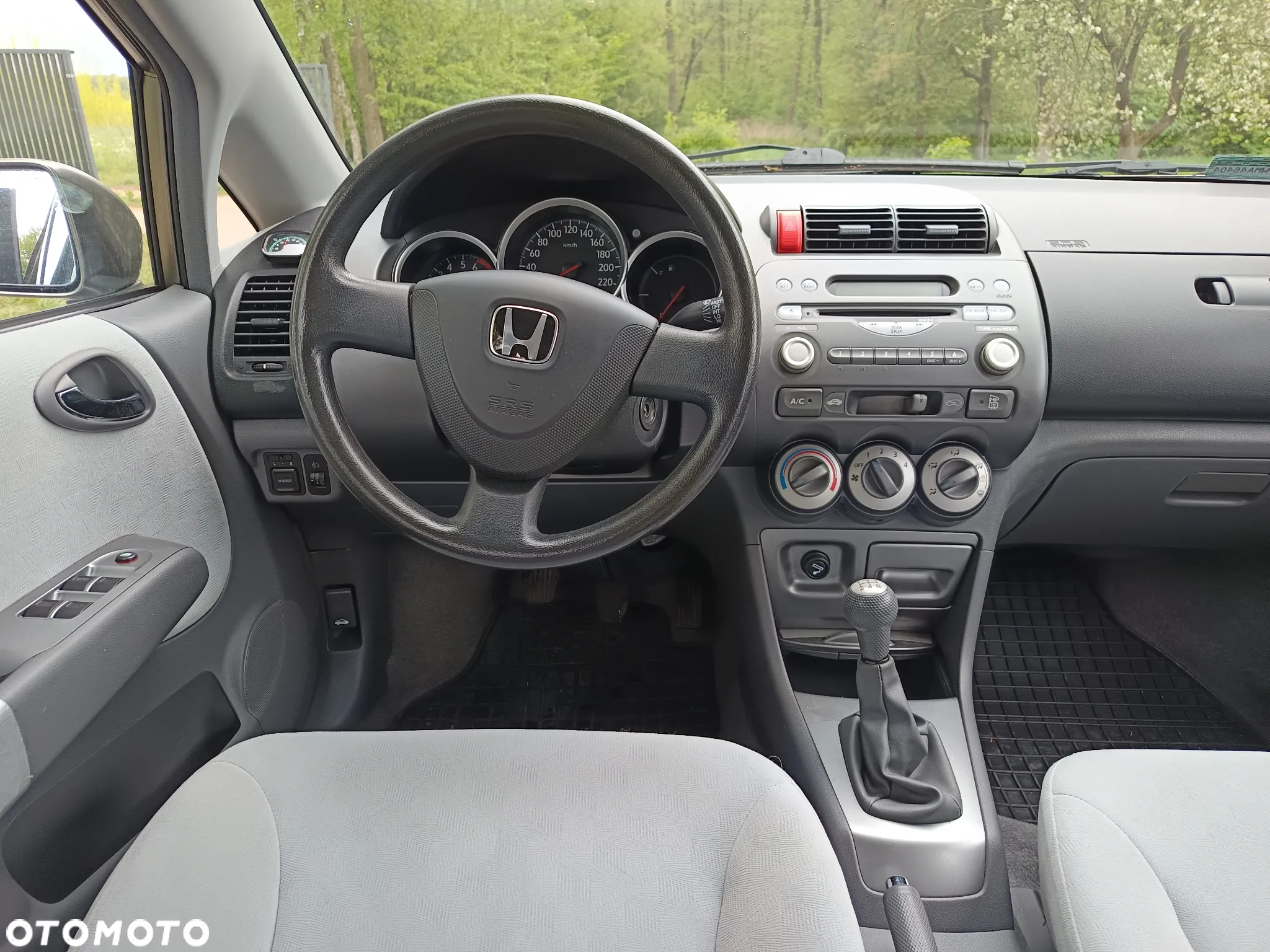Honda City 1.4 Comfort - 10