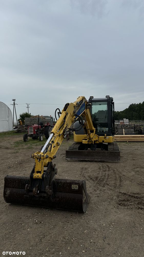 Komatsu PC55MR-3 - 4
