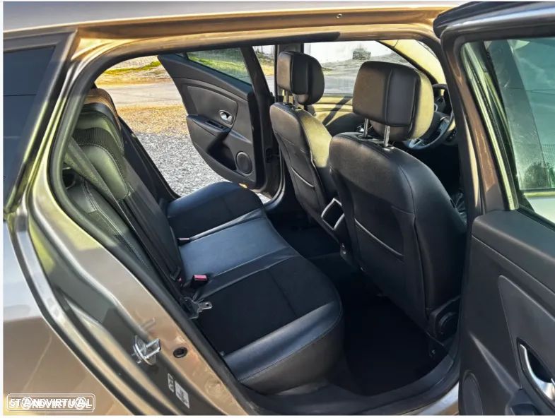 Renault Mégane Sport Tourer 1.5 dCi Dynamique - 6