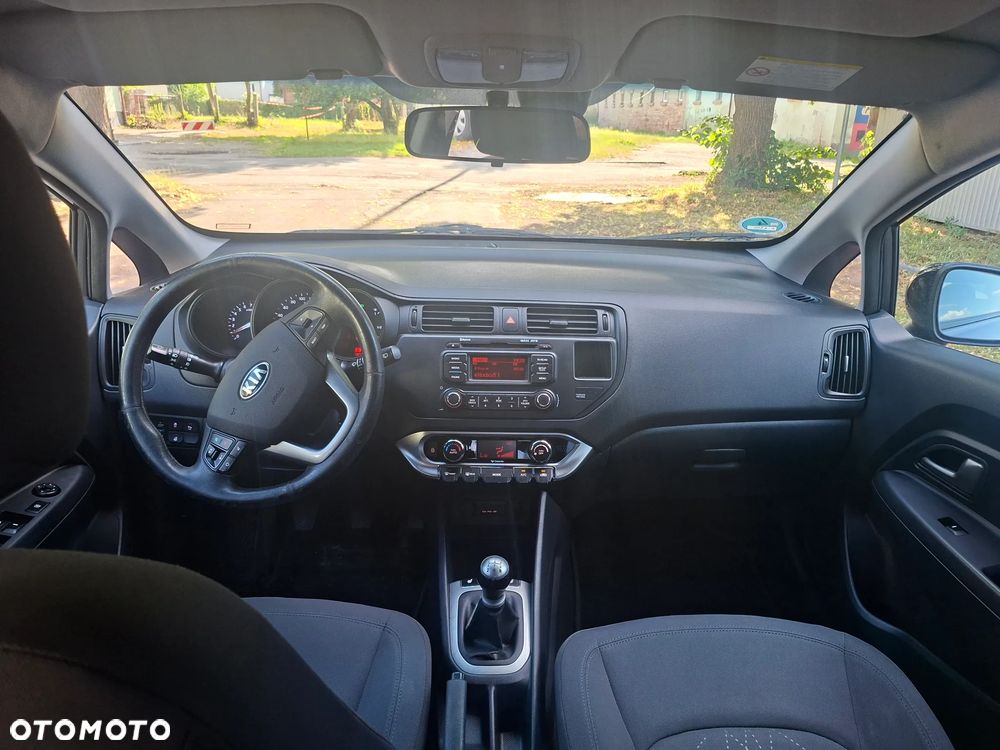Kia Rio 1.2 M - 17