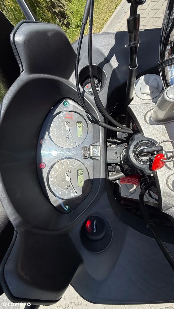 Honda CBF - 7