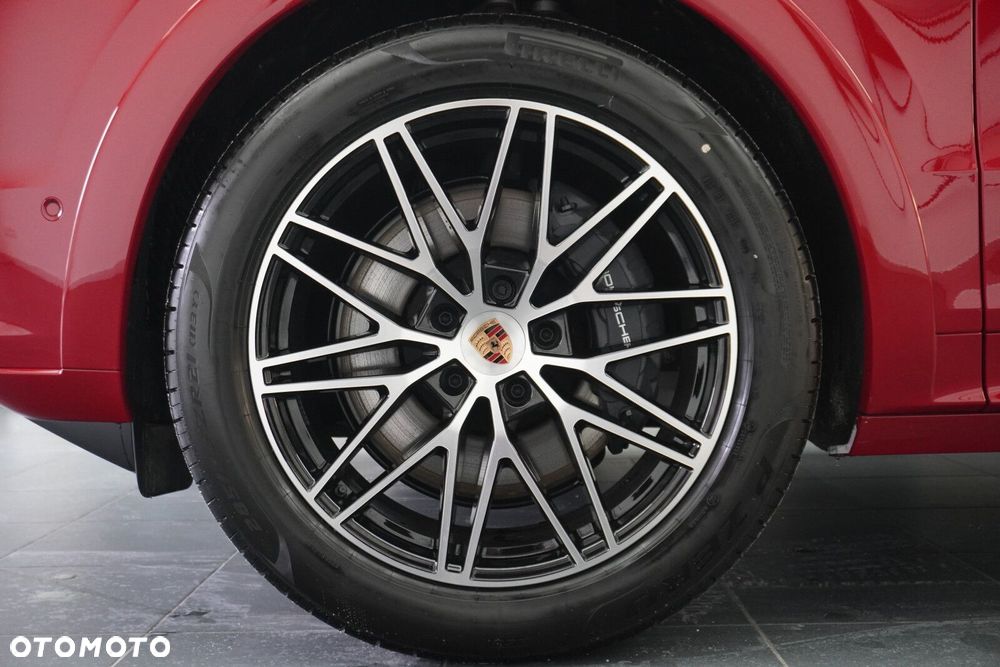 Porsche Cayenne - 26