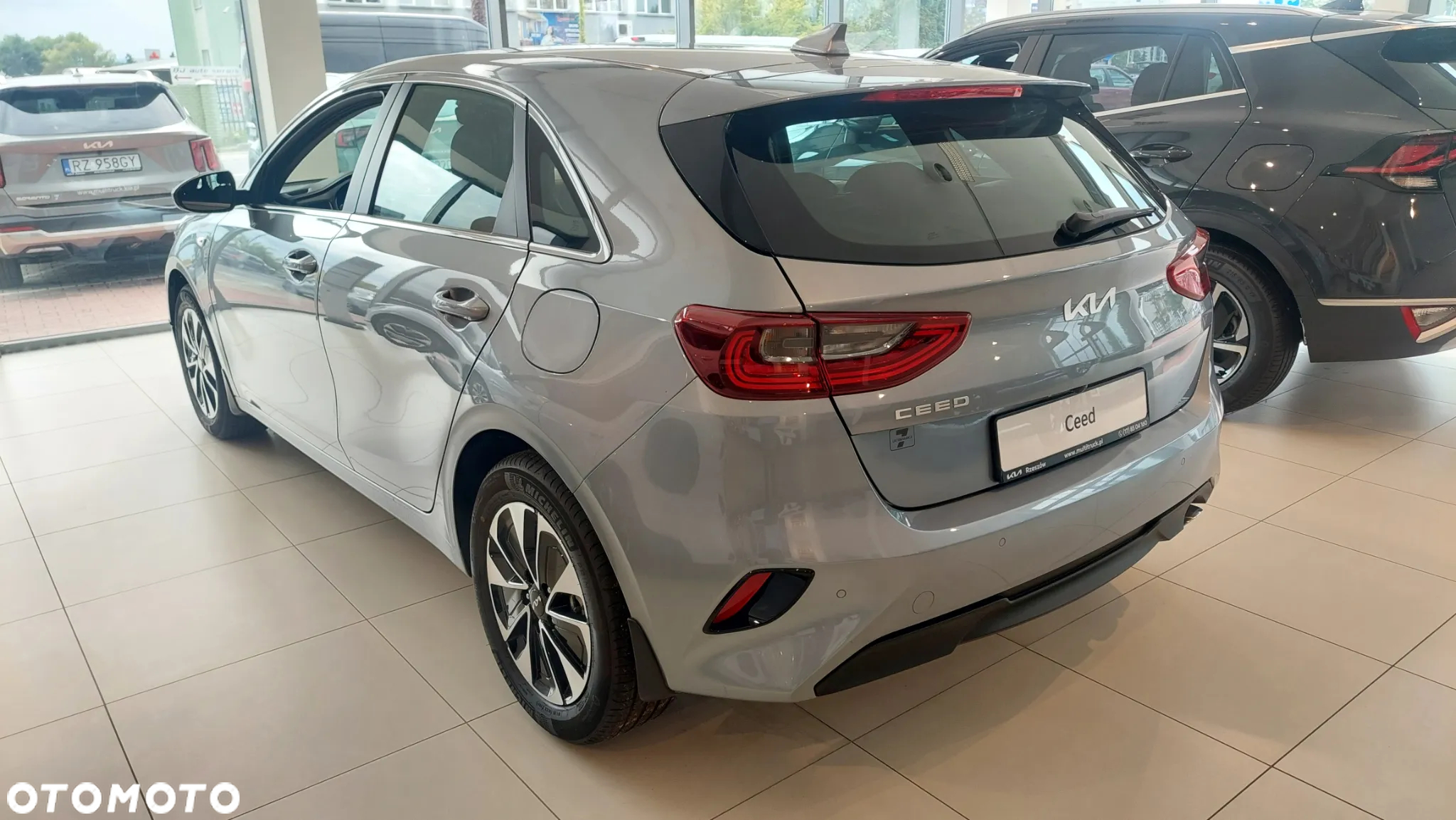 Kia Ceed 1.5 T-GDI M - 4
