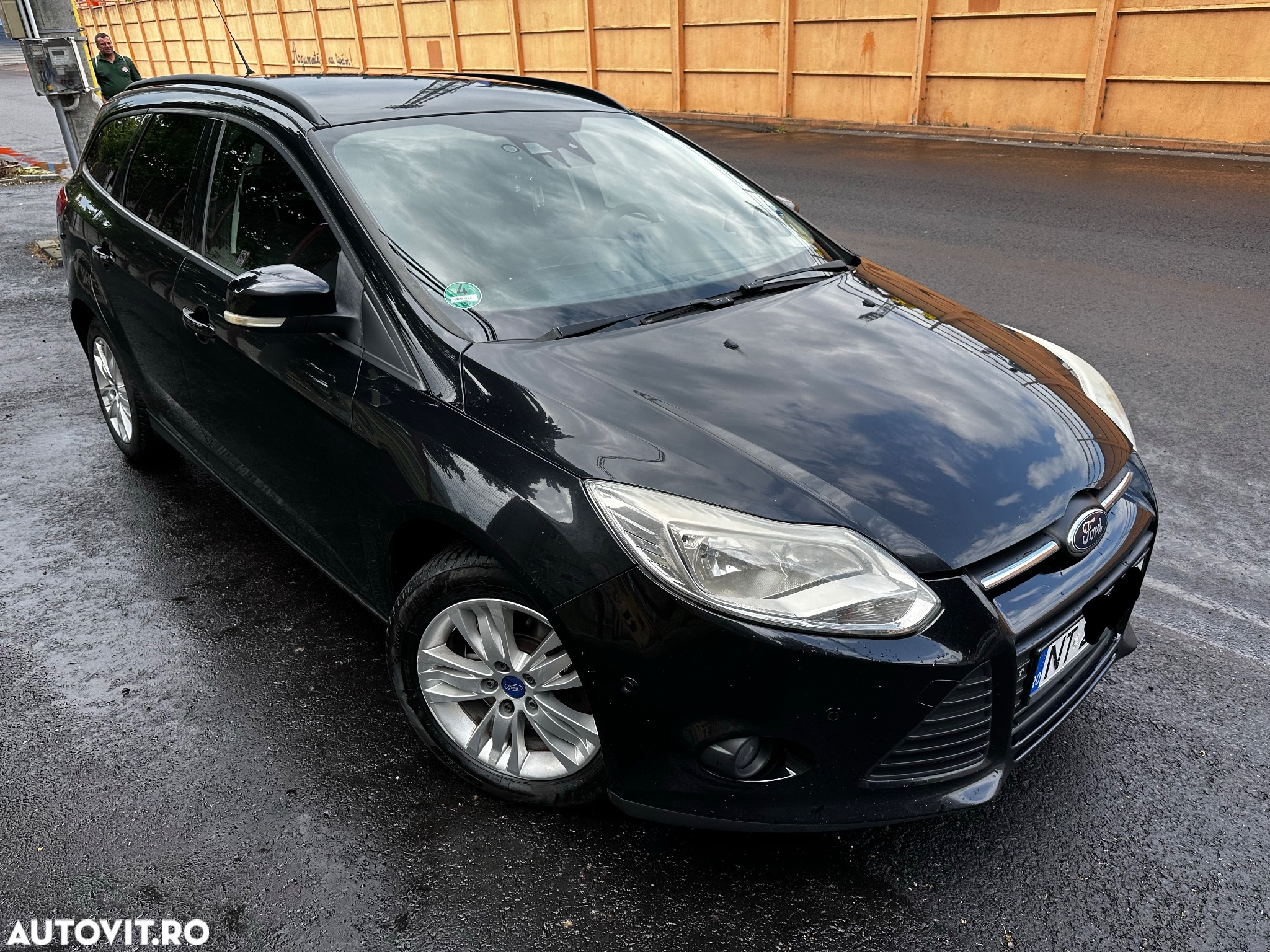 Ford Focus 1.6 TDCi DPF Start-Stopp-System SYNC Edition - 6