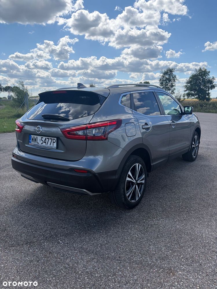Nissan Qashqai 1.3 DIG-T N-Connecta - 2