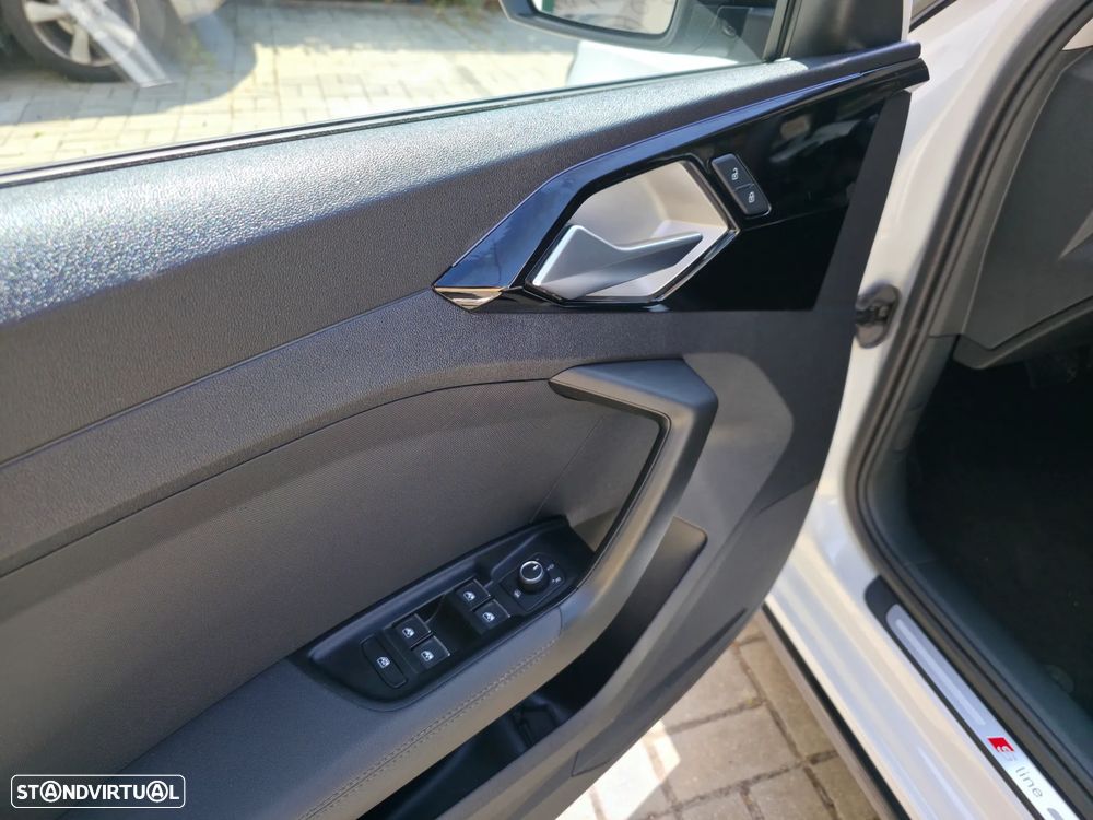 Audi A1 Sportback 30 TFSI S tronic S line - 15