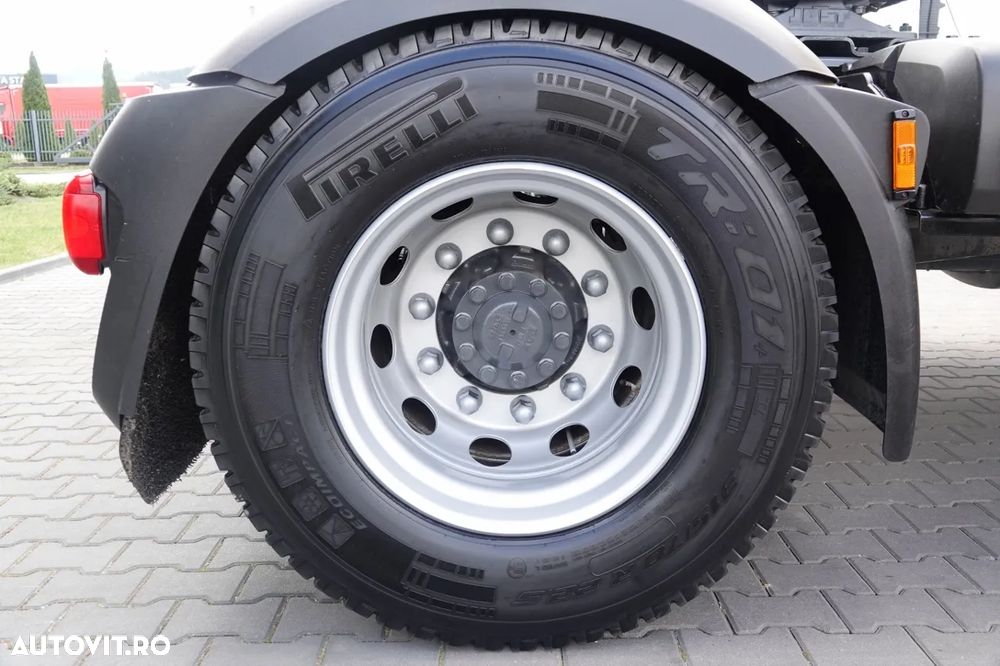 DAF XF 530 / CABINĂ SPATIALĂ / ANVELOPE 100% / EURO 6 - 21