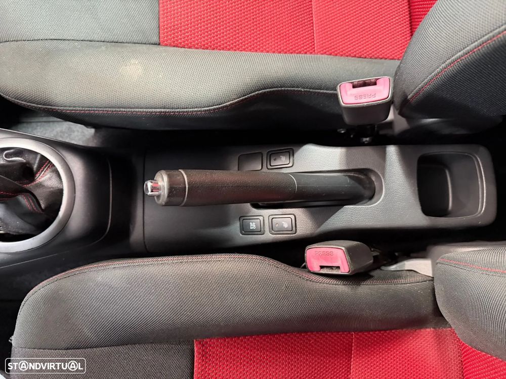 Suzuki Swift 1.6 Sport - 28