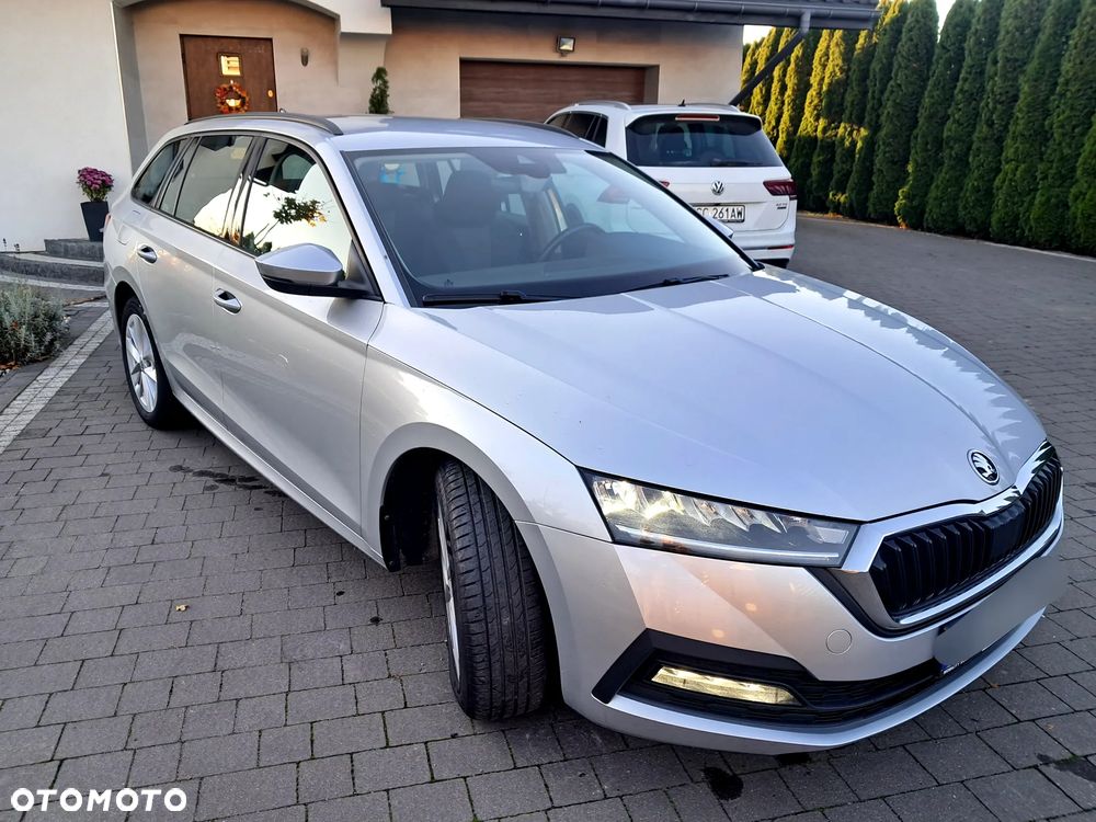 Skoda Octavia 2.0 TDI SCR Ambition DSG - 8