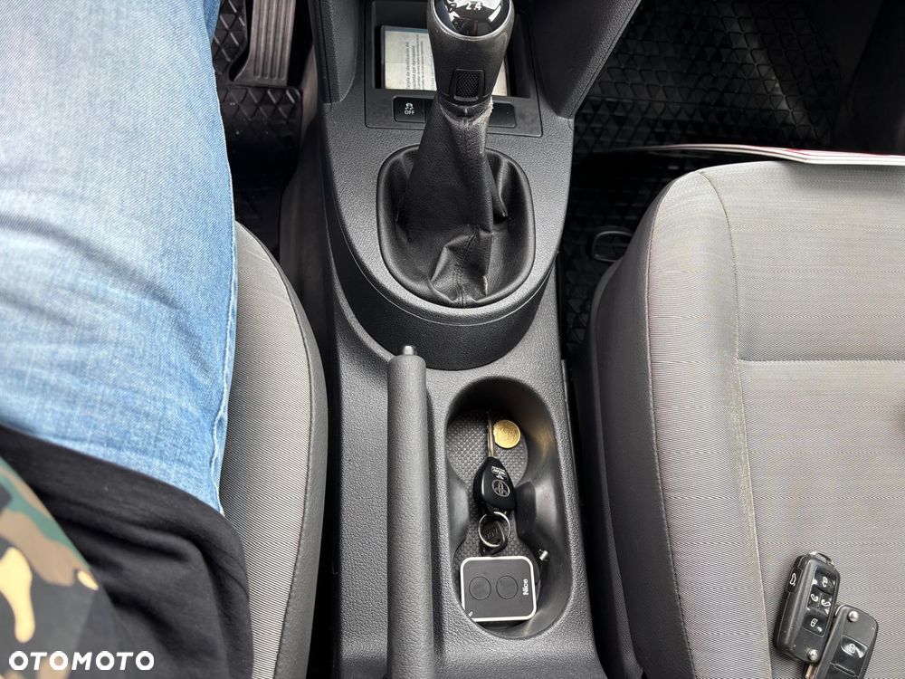 Volkswagen Caddy - 12