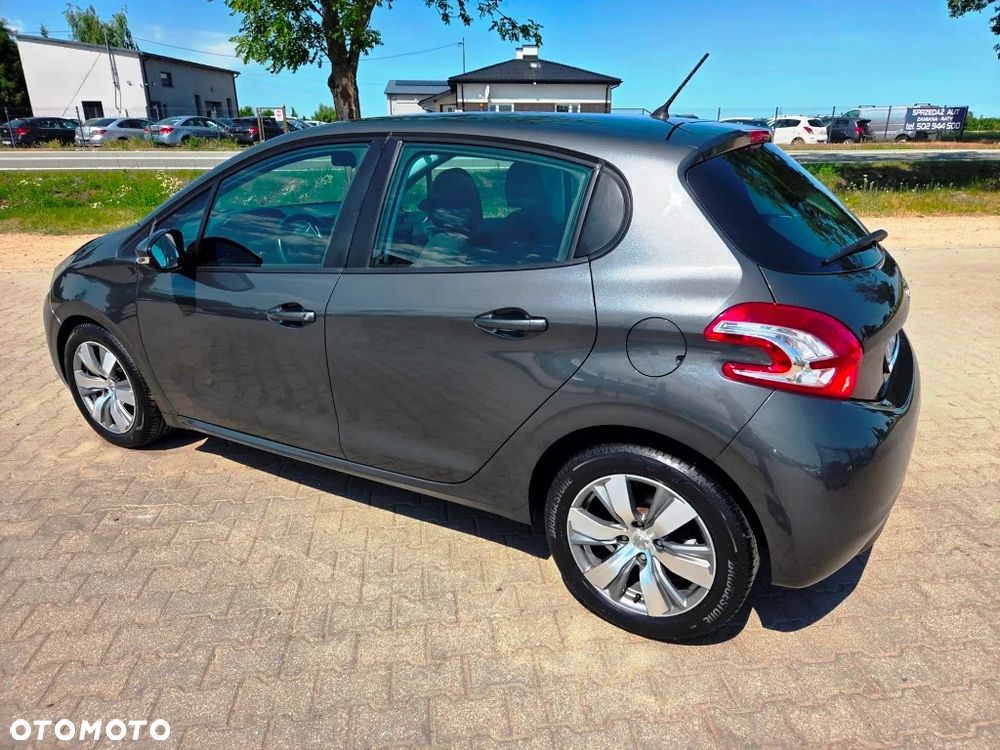 Peugeot 208 1.4 VTi Active - 14