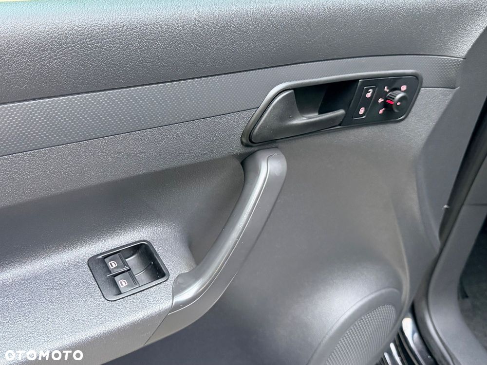 Volkswagen Caddy - 11
