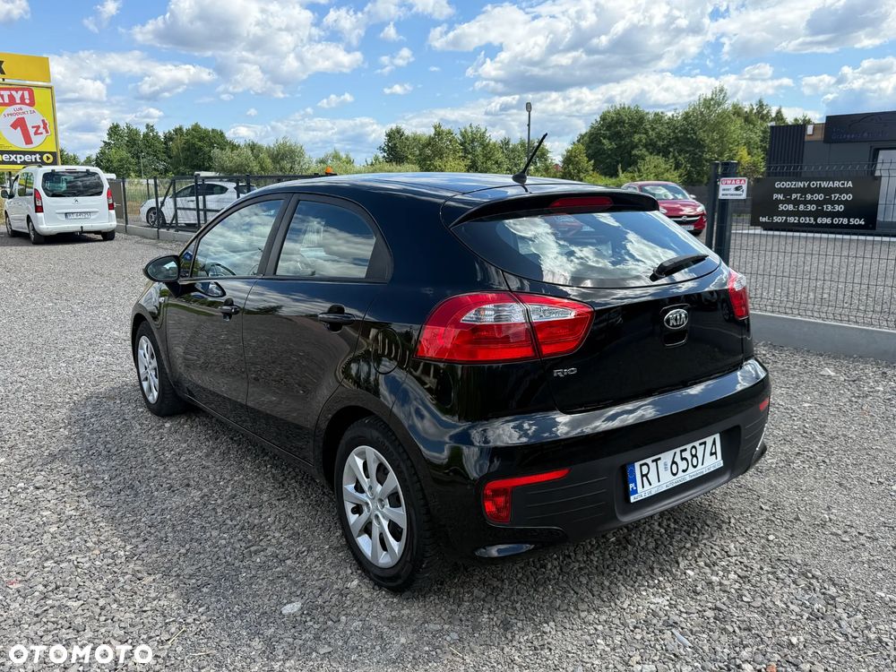 Kia Rio 1.2 Dream Team Edition - 13