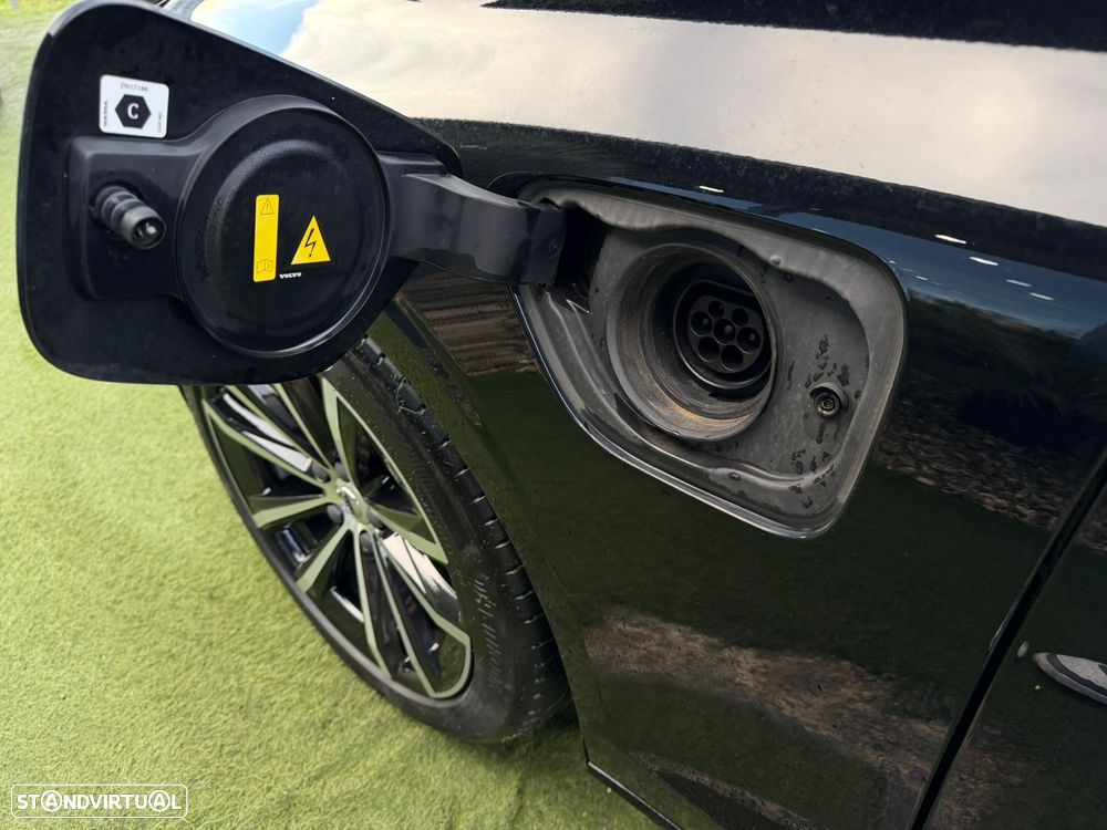 Volvo V60 2.0 T6 AWD TE Essential - 2