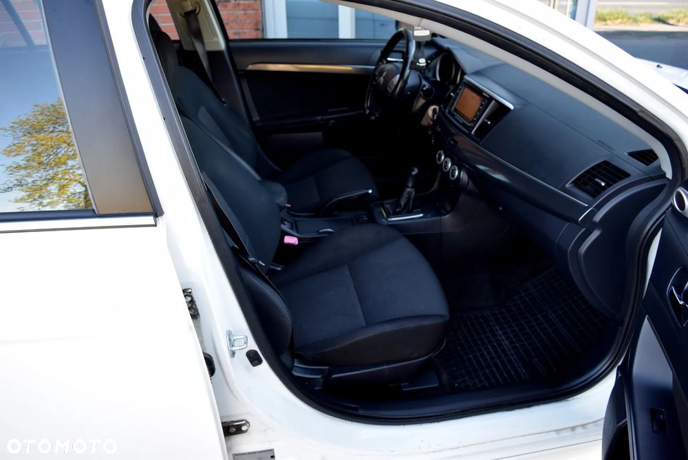 Mitsubishi Lancer 1.8 Instyle NAVI LPG - 7