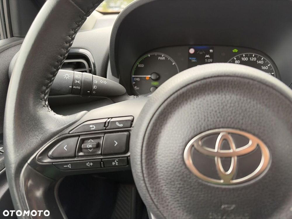 Toyota Yaris Hybrid 1.5 Comfort - 28